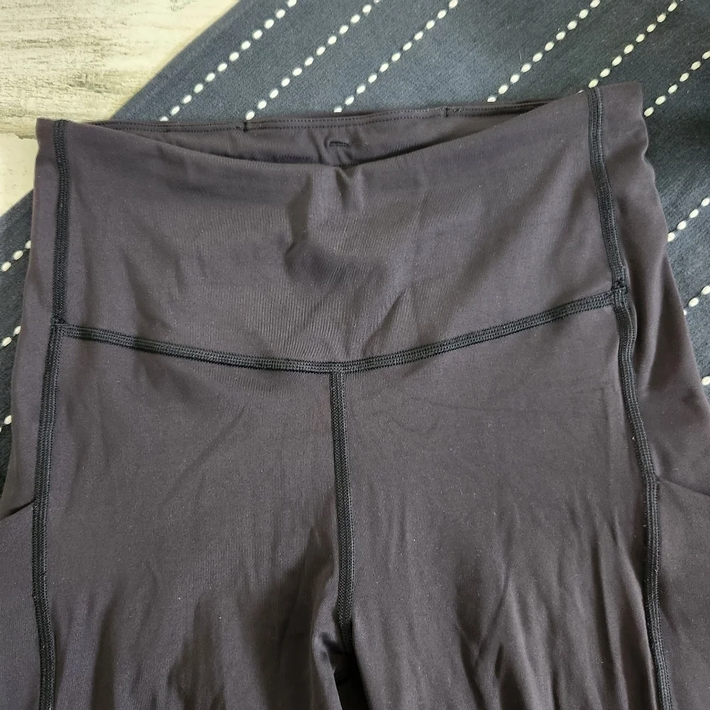 Athleta Ultimate Stash Pocket 7/8 Tight Leggings Black Size XS